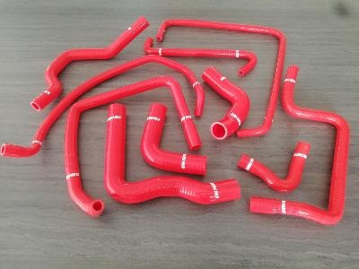 Durites silicone renforcée Peugeot 205 GTI 1600 / 1900 (rouge)