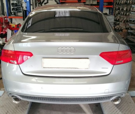 Suppression de silencieux arrière inox Audi A5 2,7l TDI